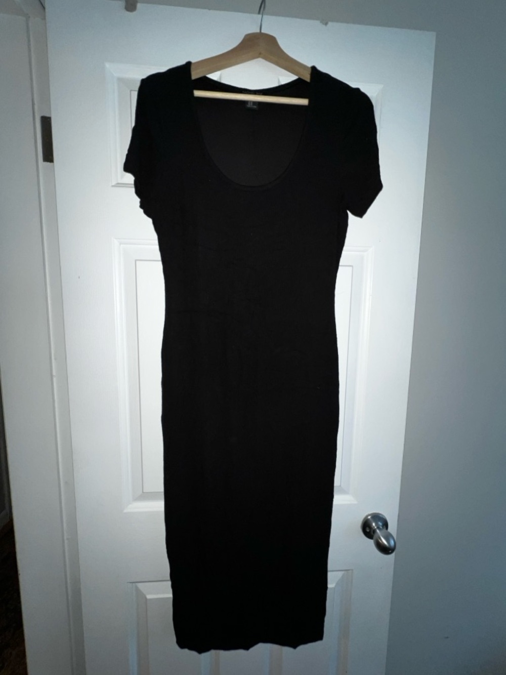 Rachel Zoe Black Scoop-Neck Midi Dress